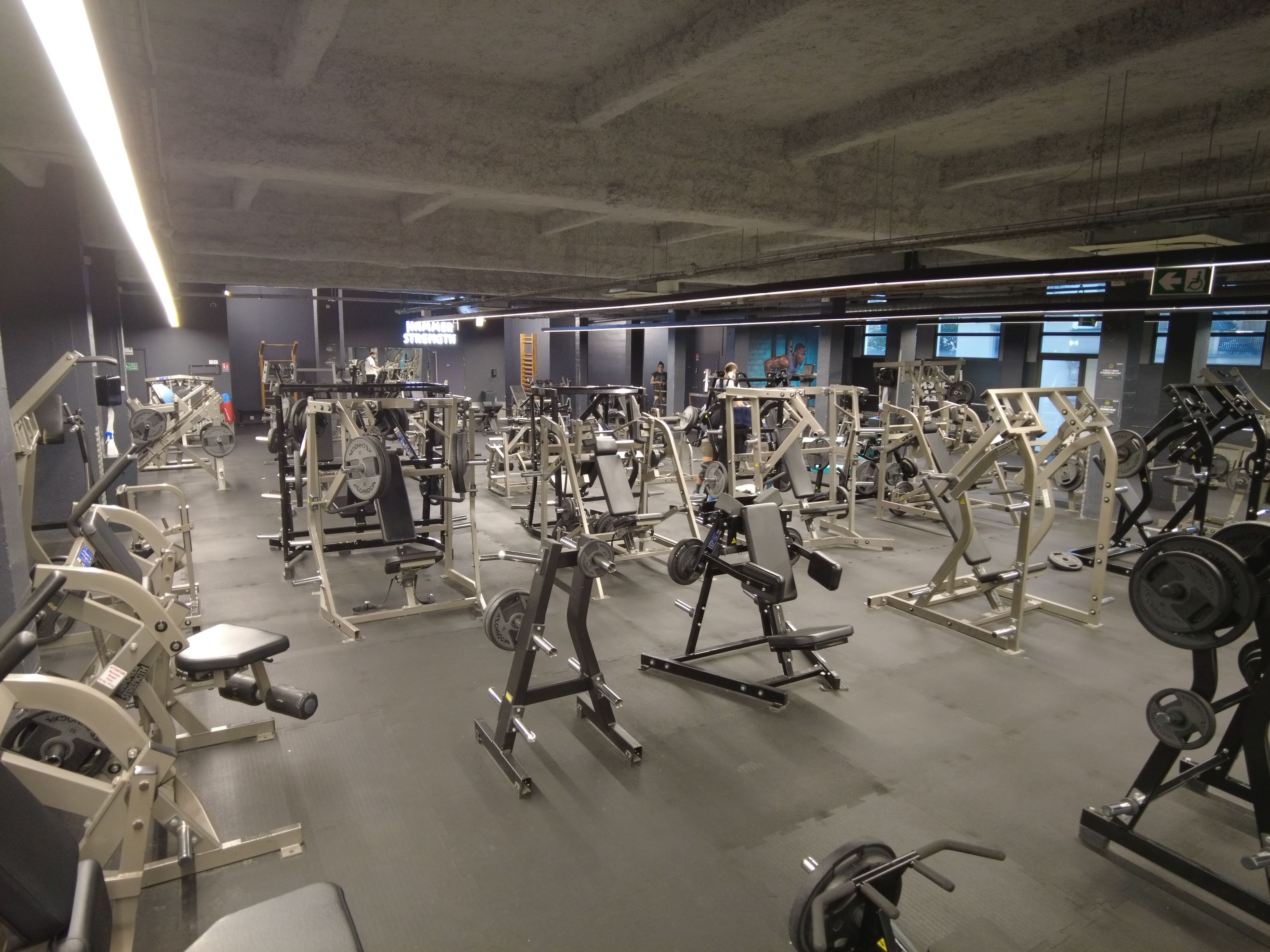 Zone Hammer Strength — Fitness Park Place de Clichy